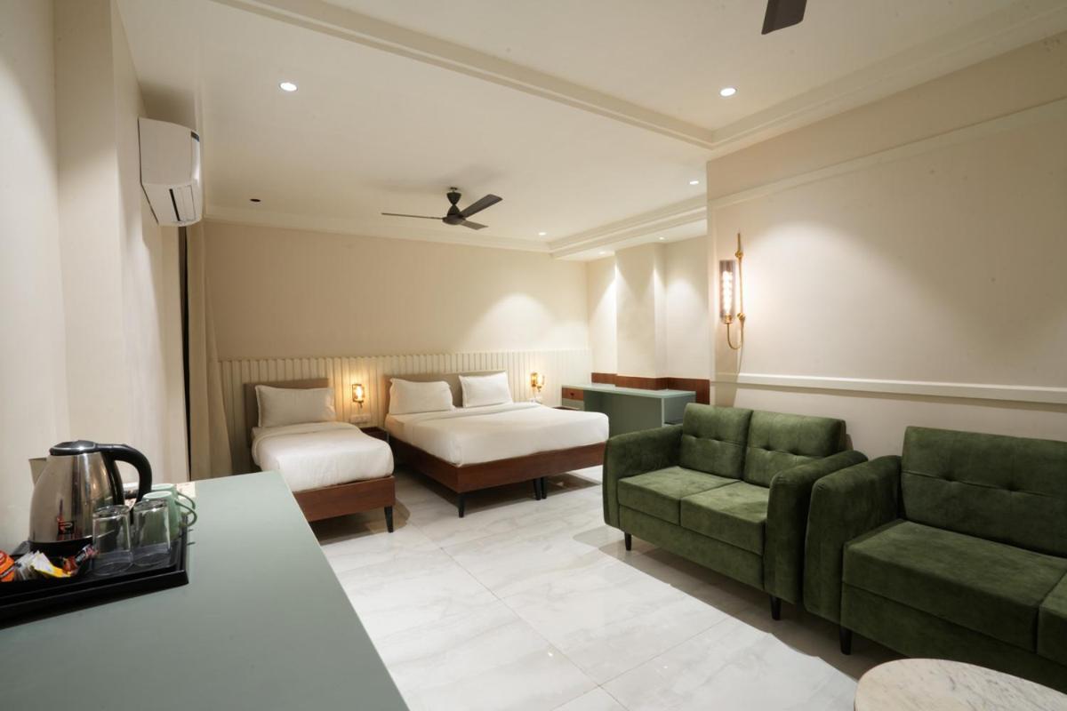 Hotel Square 36 Kota  Extérieur photo