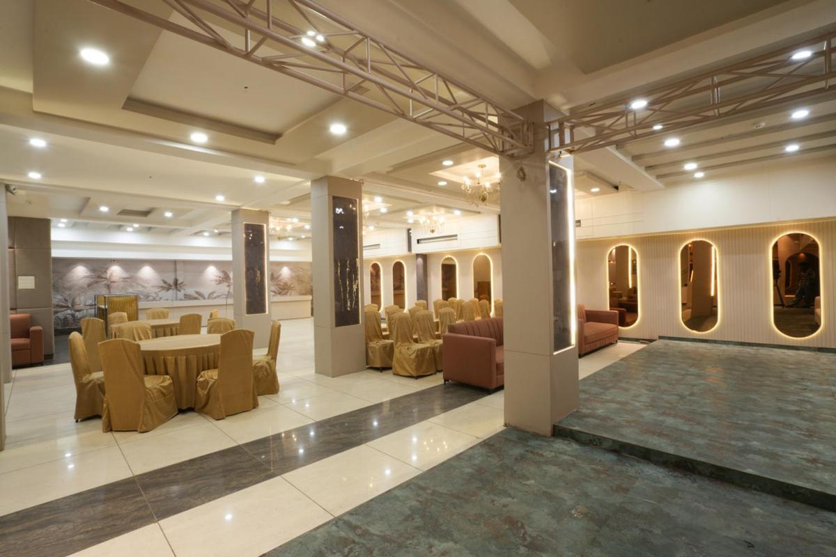 Hotel Square 36 Kota  Extérieur photo